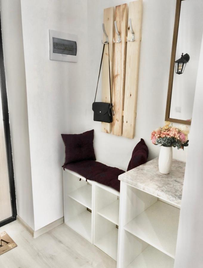 Sмарт Студія З Терасою !! Іванова 35 Youjne Extérieur photo